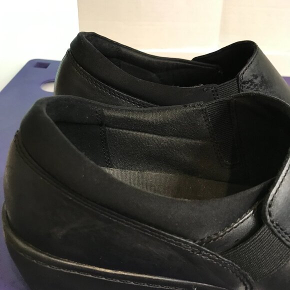 CLARKS WOMENS LEATHER SLIDE ON SHOES SIZE 8 - Picture 9 of 9